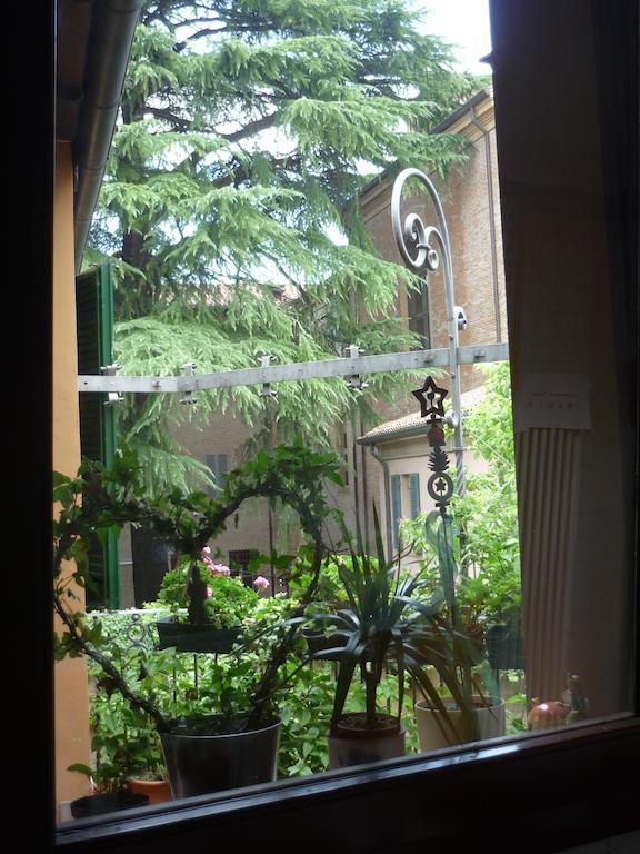 伊莫拉Il Giardino Segreto住宿加早餐旅馆 外观 照片